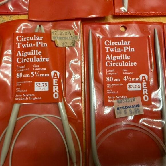 Vintage Bundle of Aero Circular Twin-Pin Knitting Needles - Picture 4 of 5